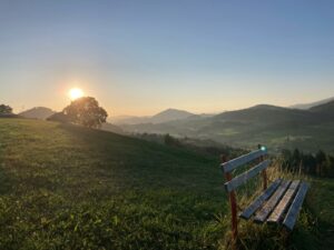 Chäseren Abendbild mit Bank